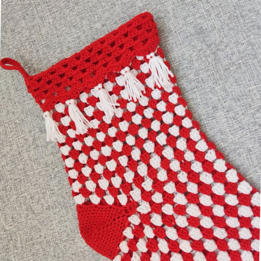 Easy granny stitch stocking