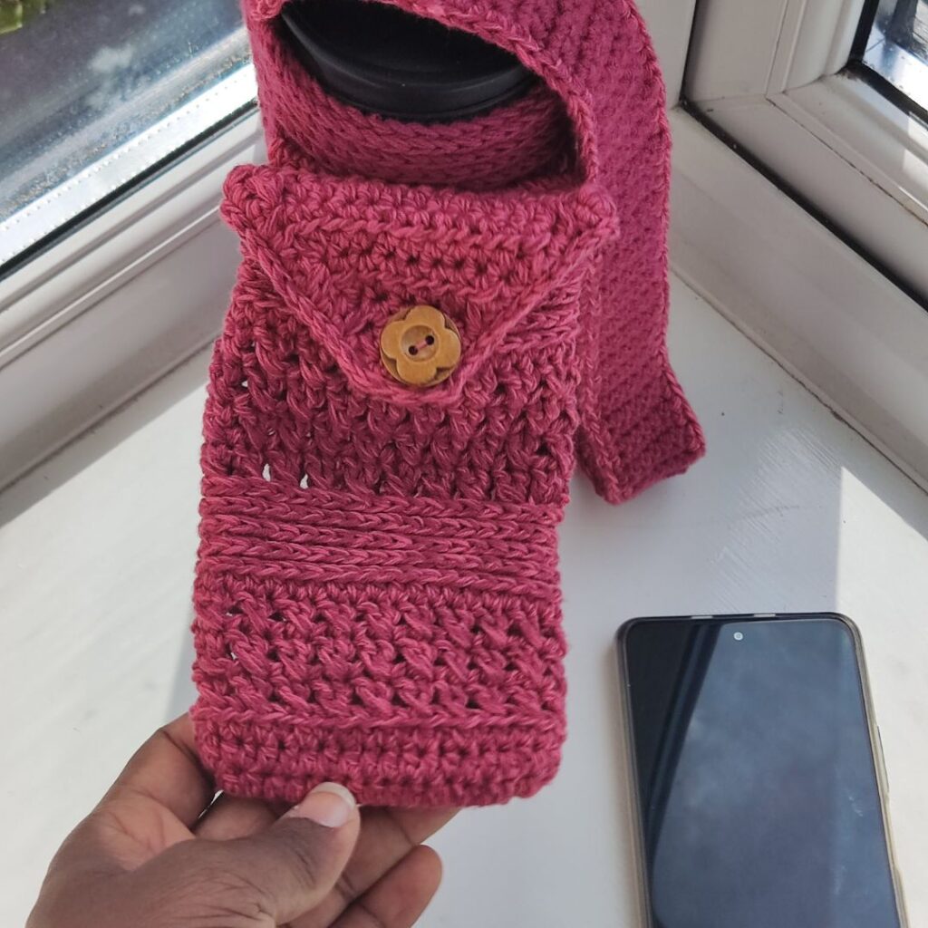 Crochet Water Bottle Holder with Phone Pocket & Adjustable Strap - A  Crocheted Simplicity