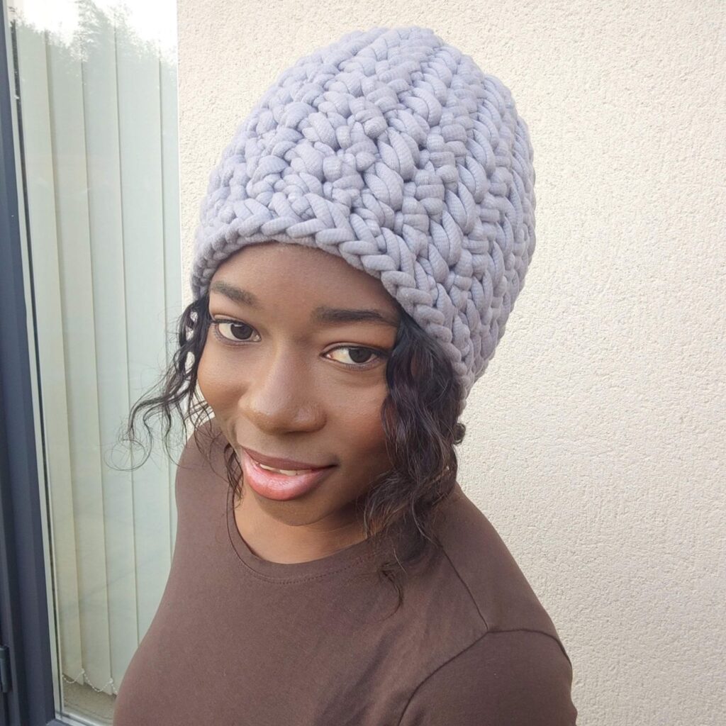 30-minute easy crochet hat free pattern - Fosbas Designs