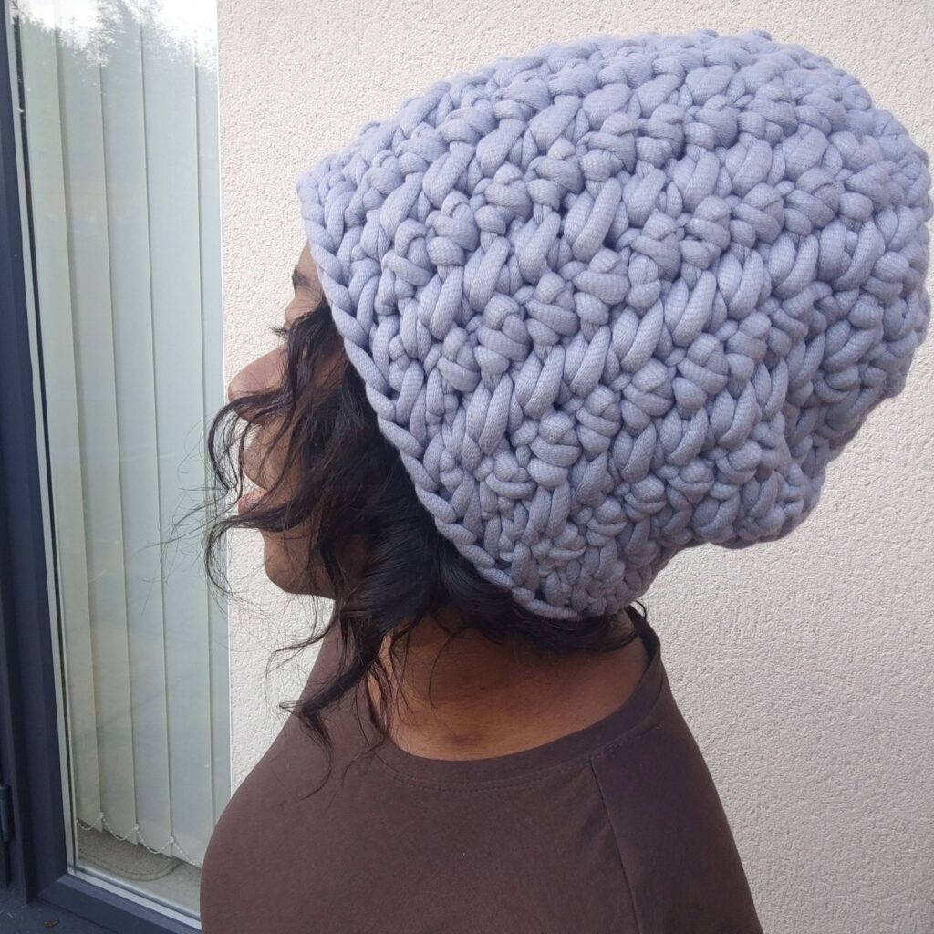30 -Minute quick crochet hat pattern to keep warm and cozy this season