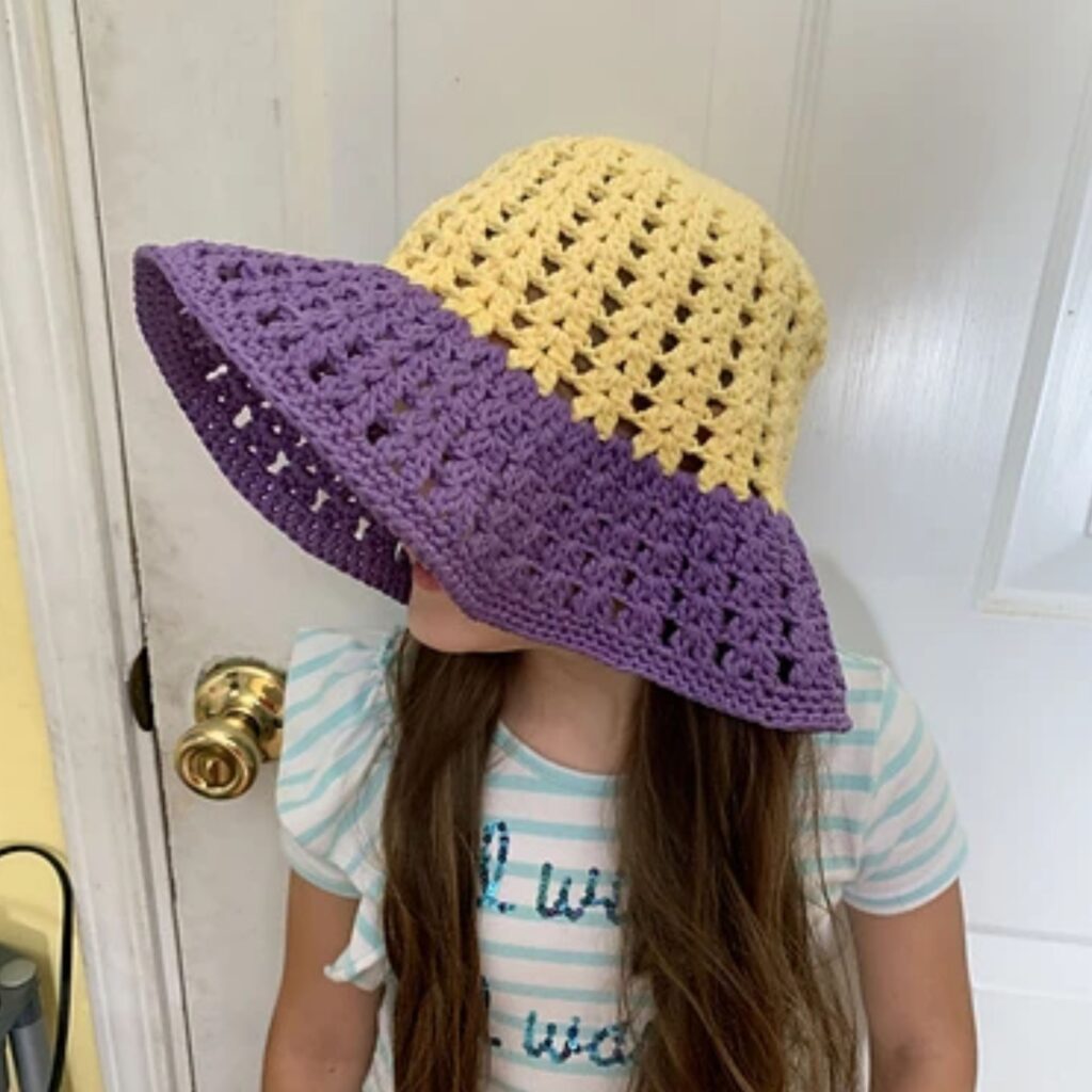 Easy Sunhat with ponytail free pattern