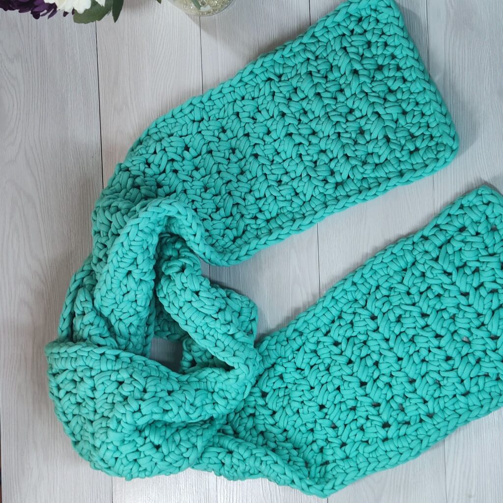 Chunky Crochet scarf free pattern