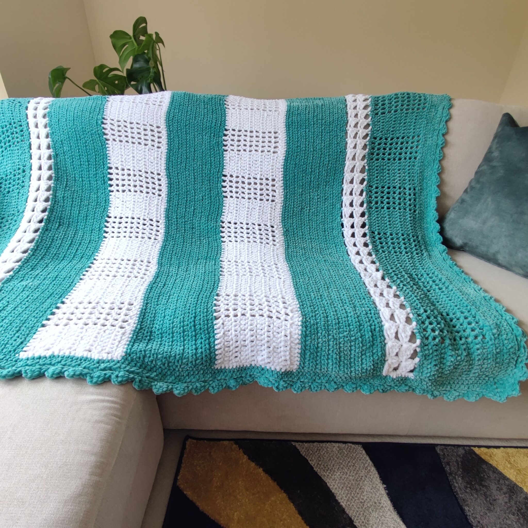 Easy crochet king size blanket for beginners Fosbas Designs