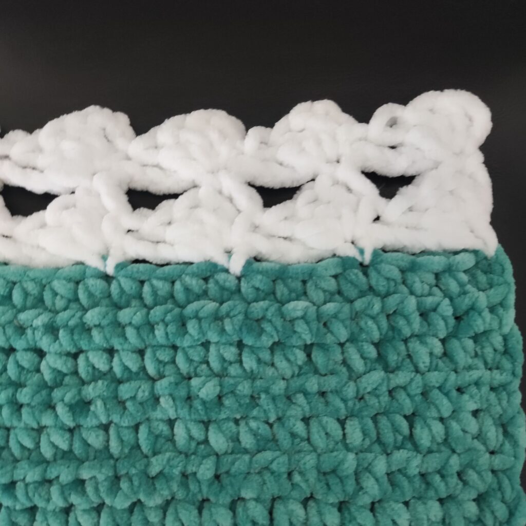 Easiest crochet king size blanket free pattern