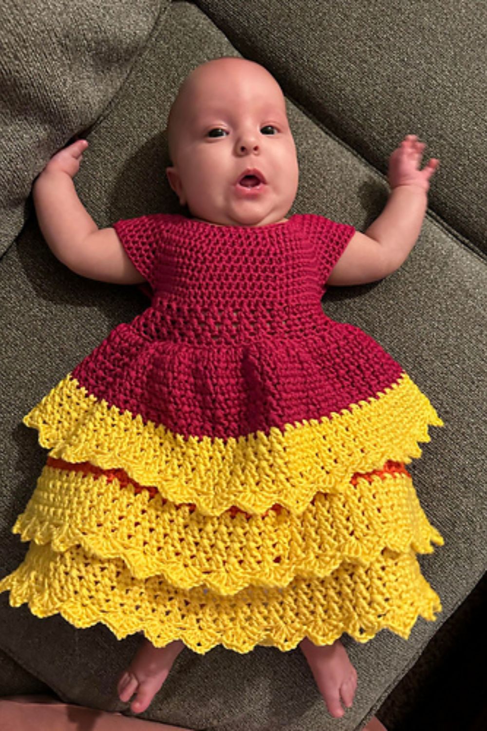 \Easy crochet baby dress pattern
