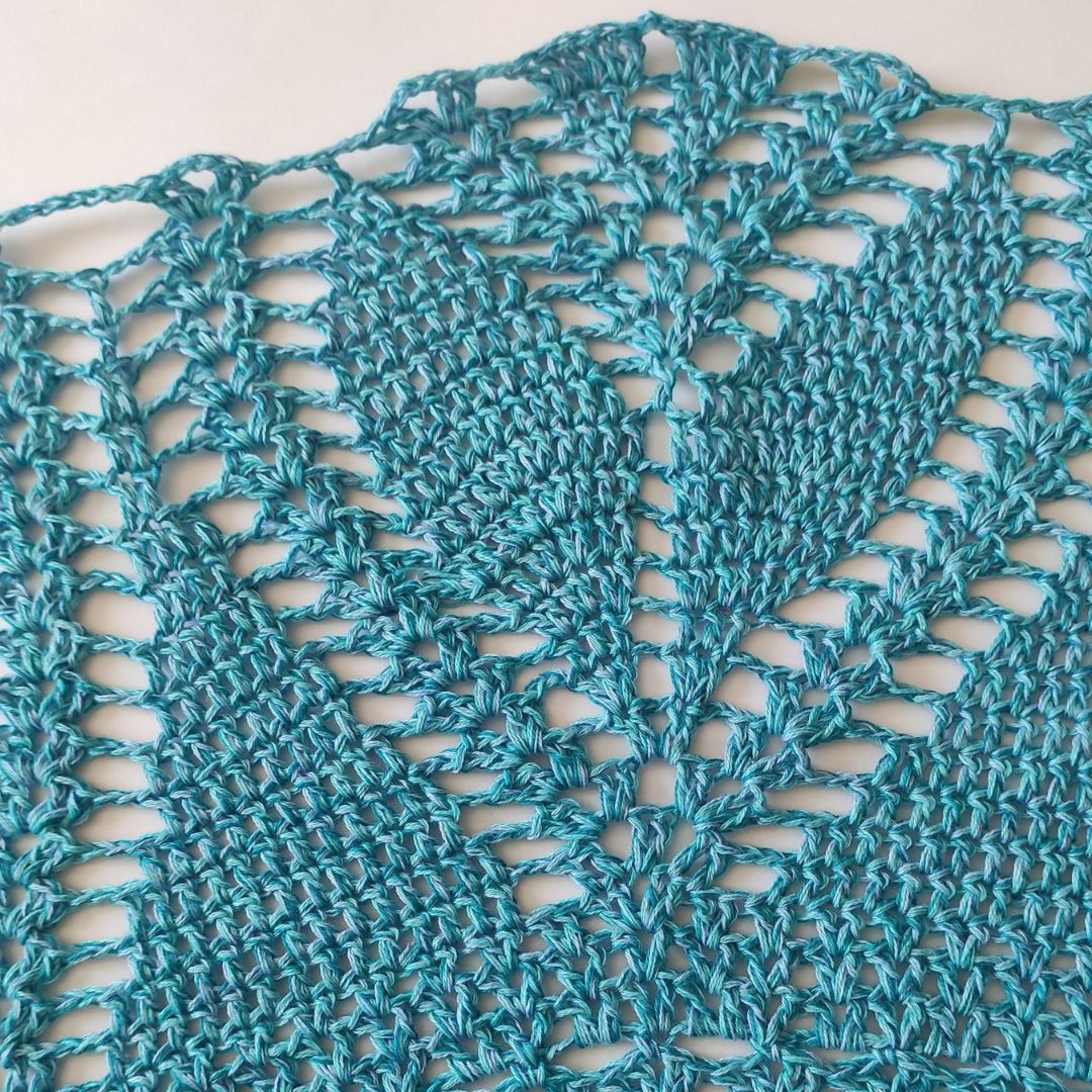 Maxi crochet lace skirt: Free Pattern - Fosbas Designs