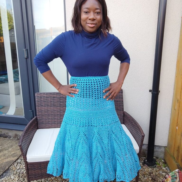 Maxi crochet lace skirt: Free Pattern