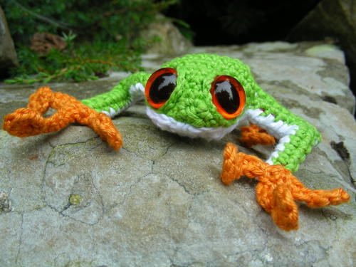 Crochet frog free pattern