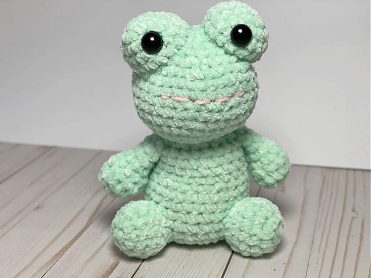 Crochet frog free pattern
