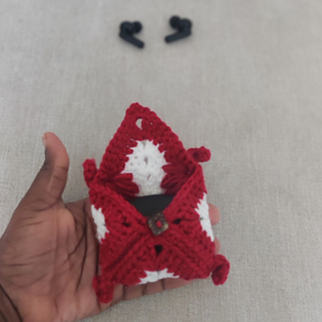 Easy AirPods Case Free Pattern