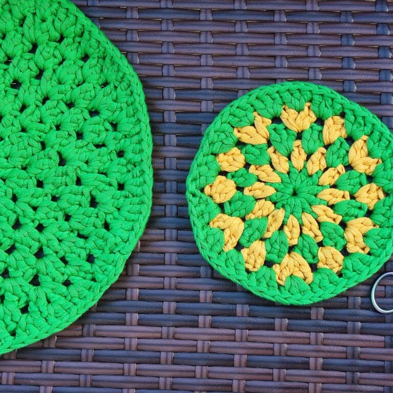 How to Crochet Circle Granny Square | Easy Steps