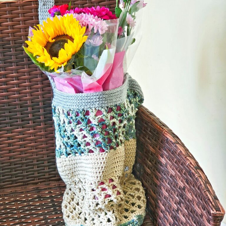 Simple crochet market bag pattern