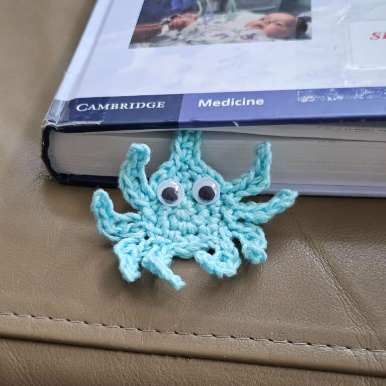 Easy Spider Crochet Bookmark Pattern Free